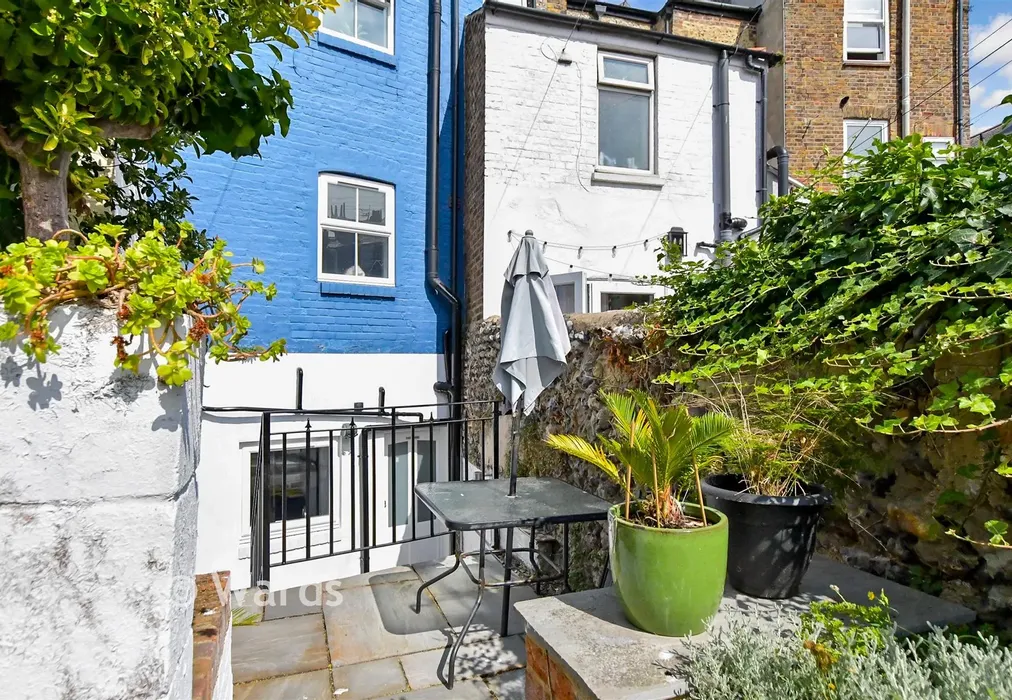 Rear Garden - La Belle Alliance Square, Ramsgate, Kent - Wards of Kent
