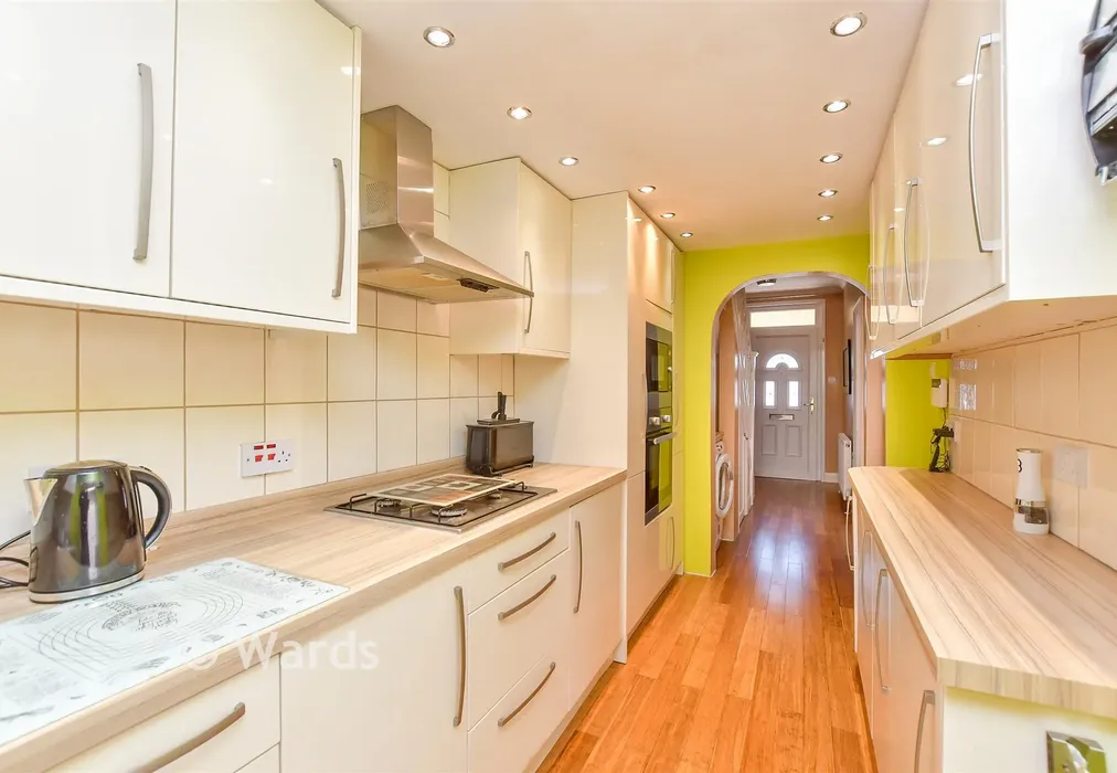Kitchen - Sunnymead Avenue, Gillingham, Kent - Wards of Kent