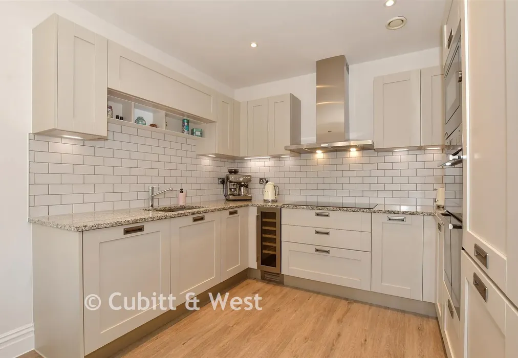 Kitchen/ Dining Room - Windacres Farm Lane, Rudgwick, Horsham, West Sussex - Wards of Kent