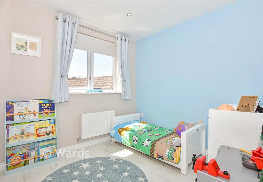 Bedroom 2 - Hawley Drive, Leybourne, West Malling, Kent - Wards of Kent