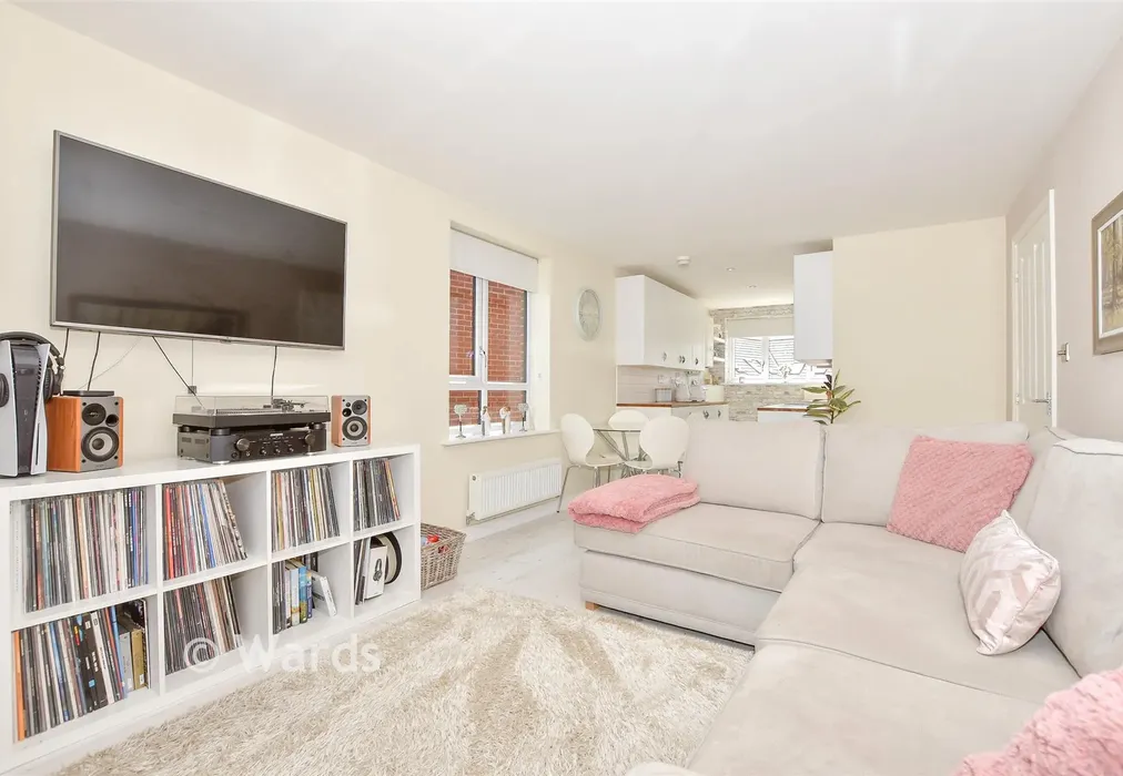 Lounge/Diner - Hawley Drive, Leybourne, West Malling, Kent - Wards of Kent