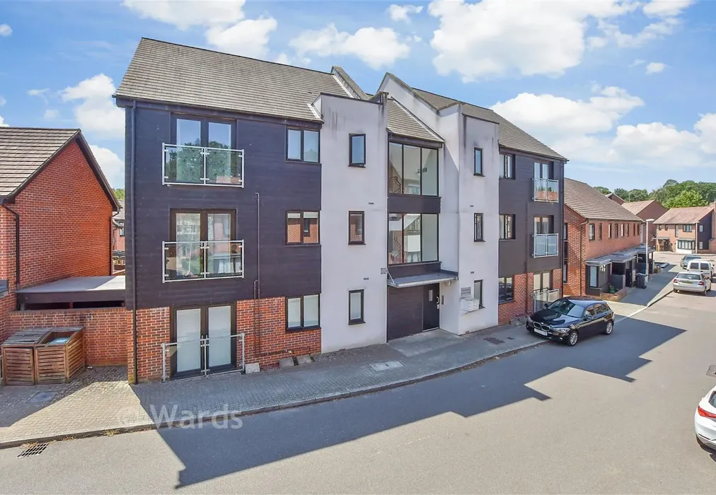 External (Web). - Hawley Drive, Leybourne, West Malling, Kent - Wards of Kent