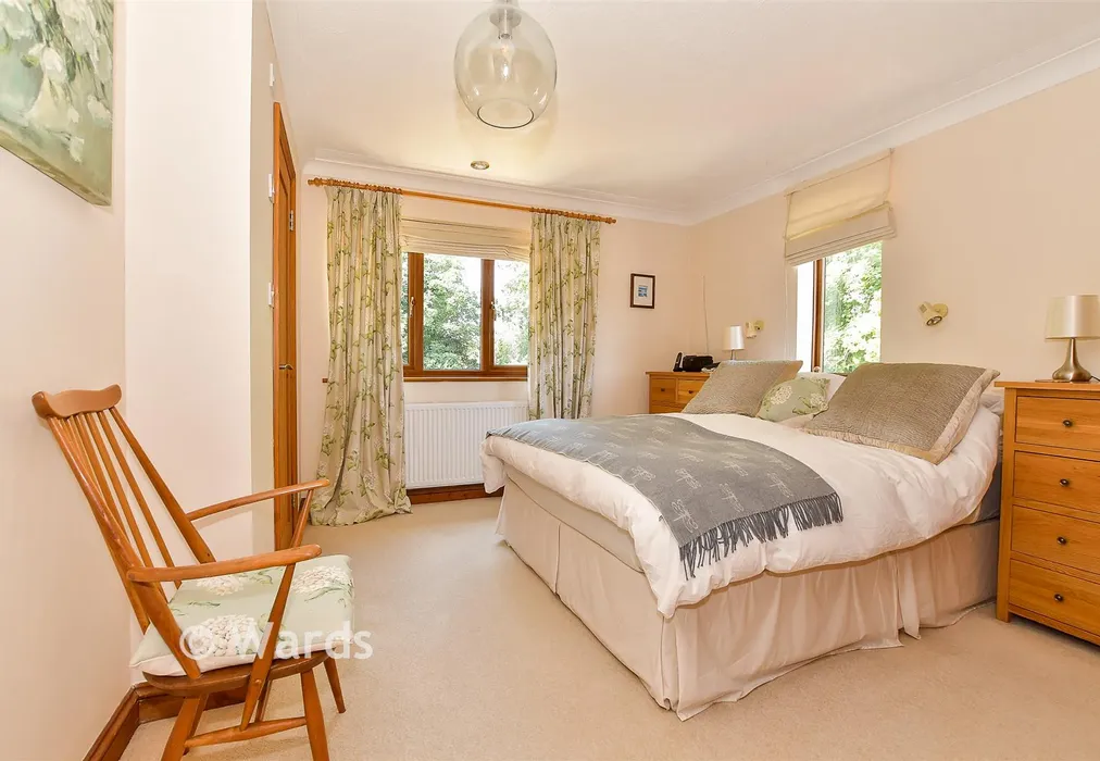 Bedroom 1 - Ashford Road, High Halden, Kent - Wards of Kent