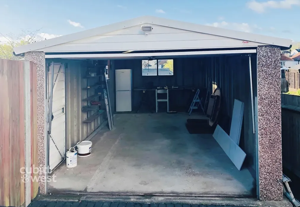 55f73d2f-garage (1) - Braybon Avenue, Brighton, BN1 - Wards of Kent