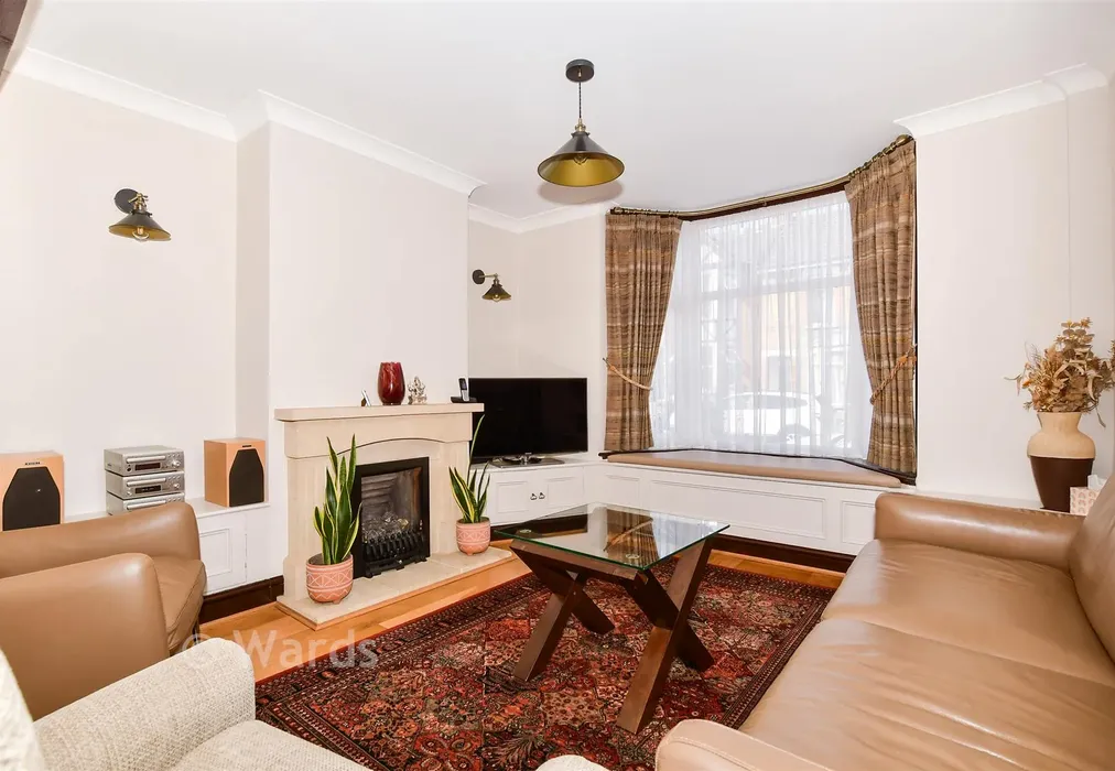 Lounge - Muir Road, Maidstone, Kent - Wards of Kent