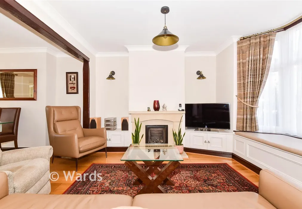 Lounge - Muir Road, Maidstone, Kent - Wards of Kent