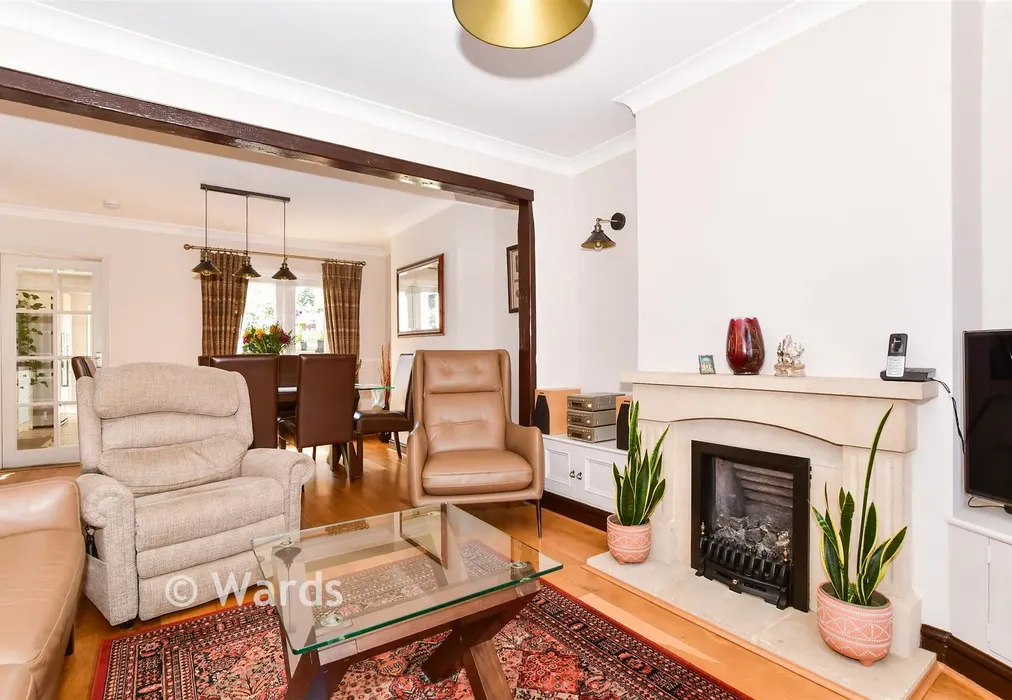 Lounge - Muir Road, Maidstone, Kent - Wards of Kent