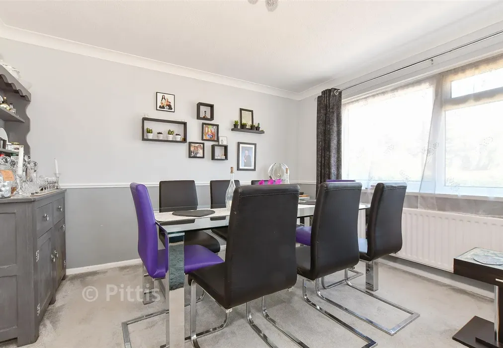 Lounge/ Dining Room - Nicholas Close, Brading, Isle of Wight - Wards of Kent