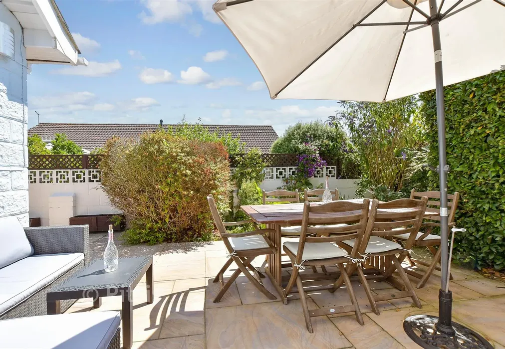 Patio / Decking - Nicholas Close, Brading, Isle of Wight - Wards of Kent