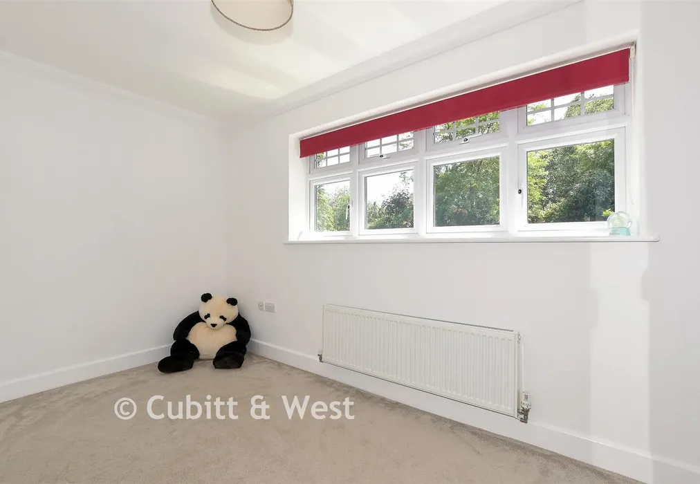 Bedroom 3 - Tupwood Gardens, Caterham, Surrey - Wards of Kent