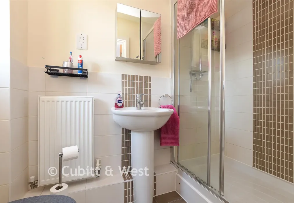 En-Suite Shower Room - Tupwood Gardens, Caterham, Surrey - Wards of Kent