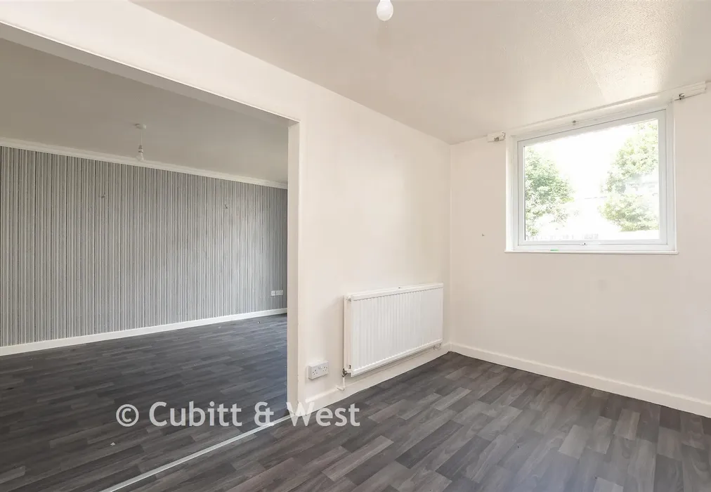 Dining Room - Observatory Walk, Redhill, Surrey - Wards of Kent