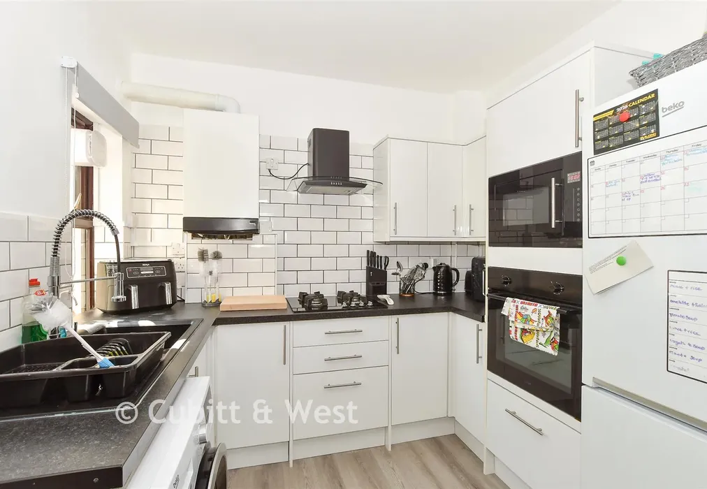Kitchen/ Lounge - Bowers Place, Crawley Down, West Sussex - Wards of Kent
