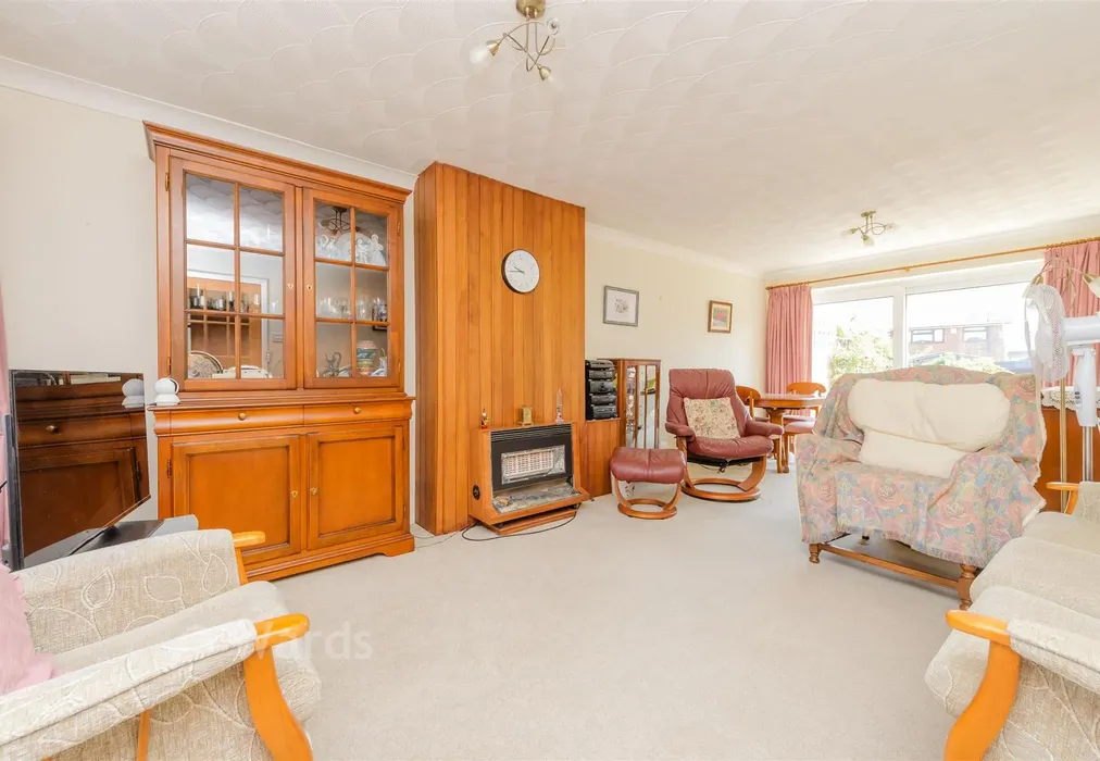 Lounge - Imperial Drive, Gravesend, Kent - Wards of Kent
