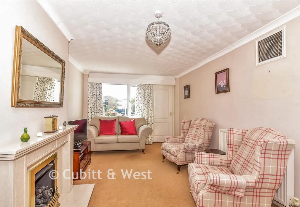 Lounge - Havant Farm Close, Havant, Hampshire - Wards of Kent