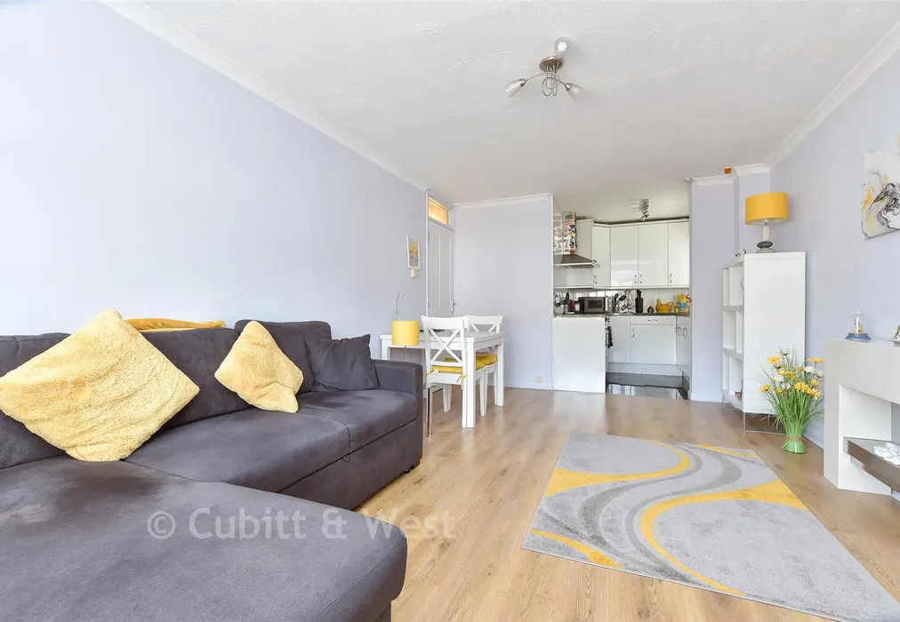 Kitchen / Lounge / Diner - Brighton Road, Purley, Surrey - Wards of Kent