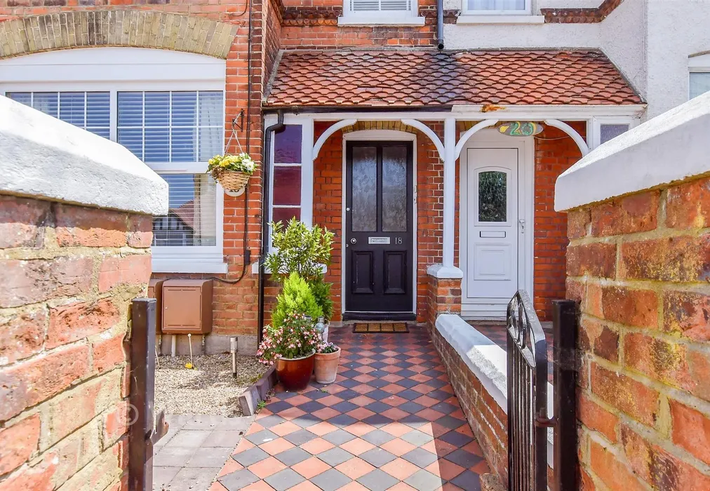 External Lifestyle Photograph - Douglas Road, Herne Bay, Kent - Wards of Kent