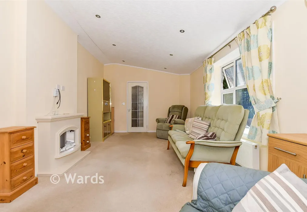 Lounge - Woodlands Lodge Park, Ashford, Kent - Wards of Kent