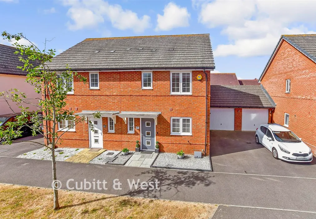 External Web 1 - Tatlow Chase, Littlehampton, West Sussex - Wards of Kent