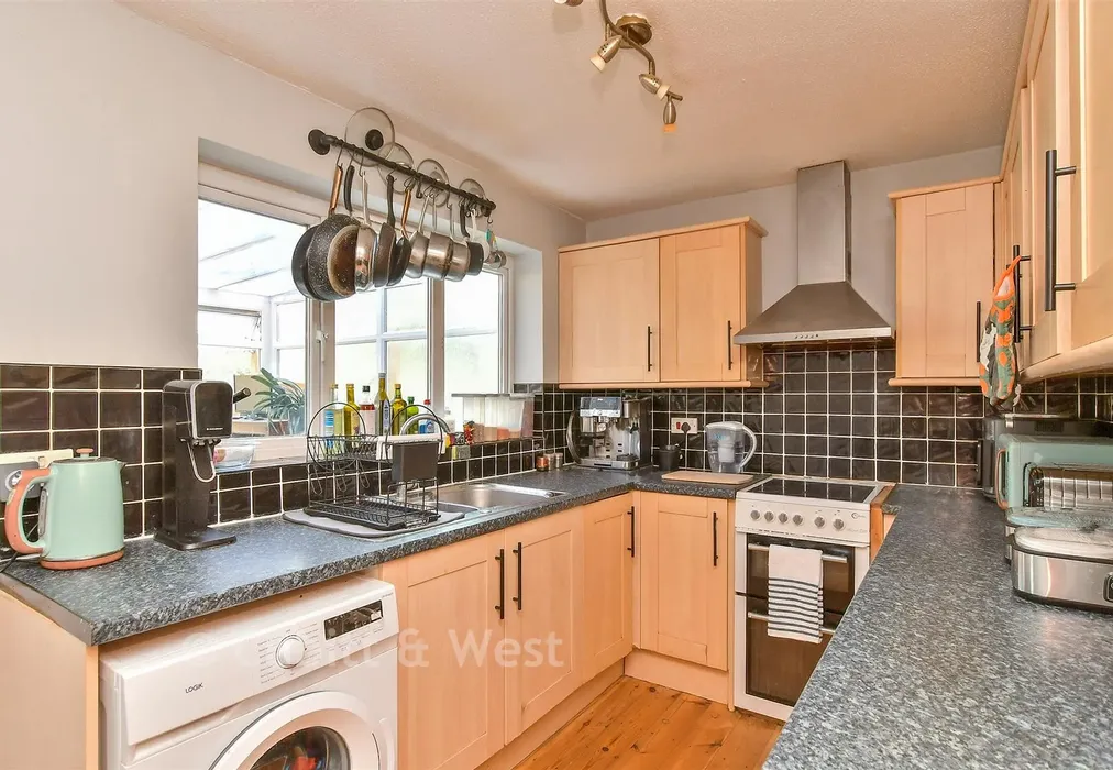 Kitchen - Pelham Close, Peacehaven, East Sussex - Wards of Kent