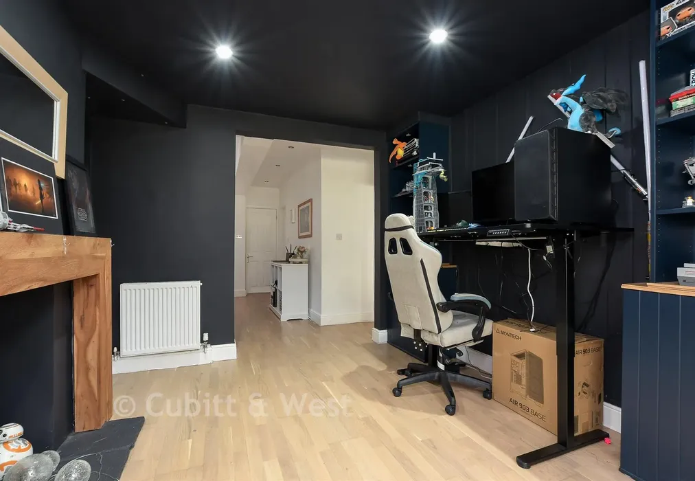 Study - Smallfield Road, Horley, Surrey - Wards of Kent
