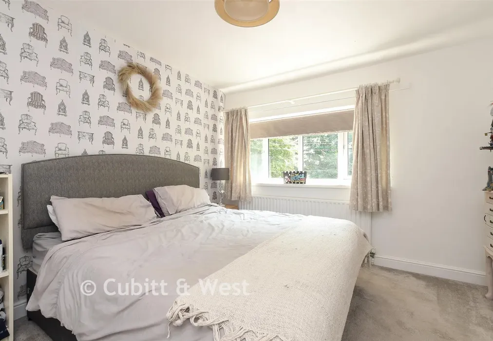 Bedroom 1 - Smallfield Road, Horley, Surrey - Wards of Kent