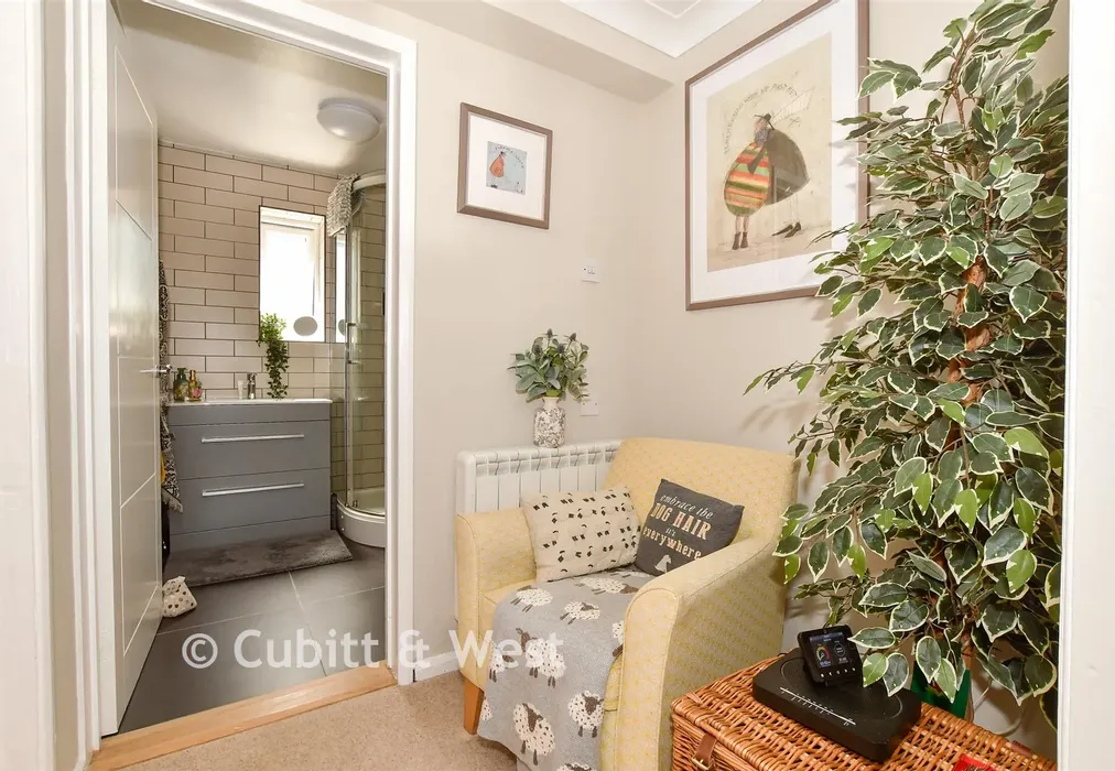 Hallway - Guillod Cottages, Graffham, Petworth, West Sussex - Wards of Kent