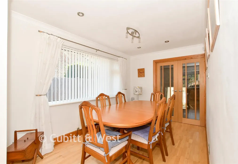 Dining Area - The Crescent, Horsham, West Sussex - Wards of Kent