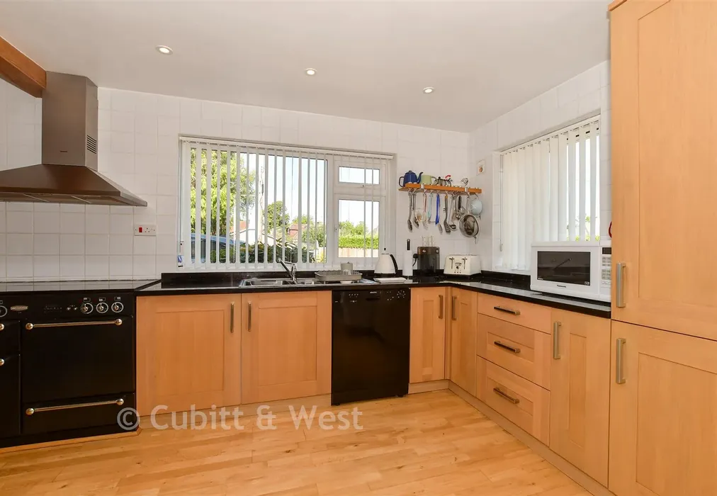 Kitchen - The Crescent, Horsham, West Sussex - Wards of Kent