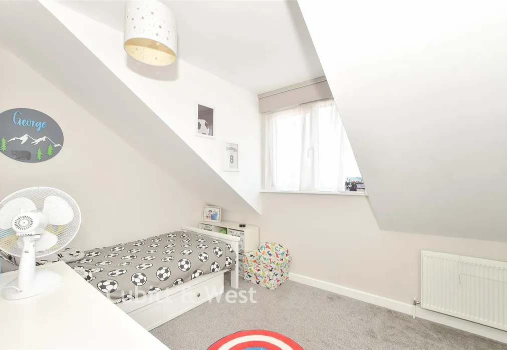 Bedroom 2 - Capel Avenue, Peacehaven, East Sussex - Wards of Kent
