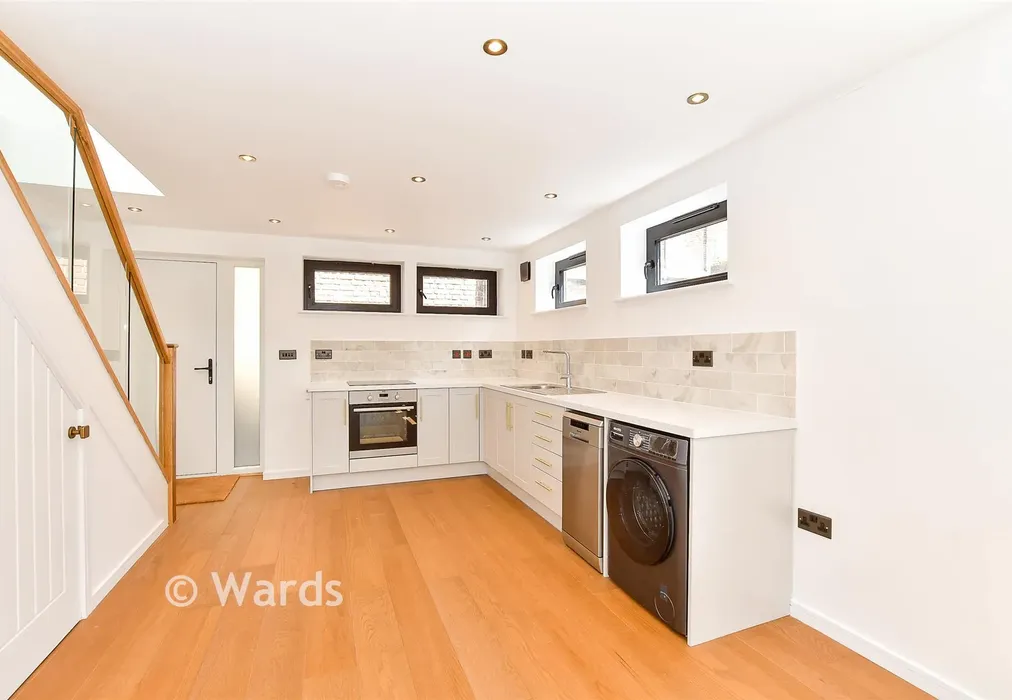 Lounge/ Kitchen - Stone Street, Cranbrook, Kent - Wards of Kent
