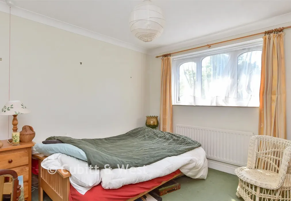 Bedroom 2 - Croft Lane, Seaford, East Sussex - Wards of Kent