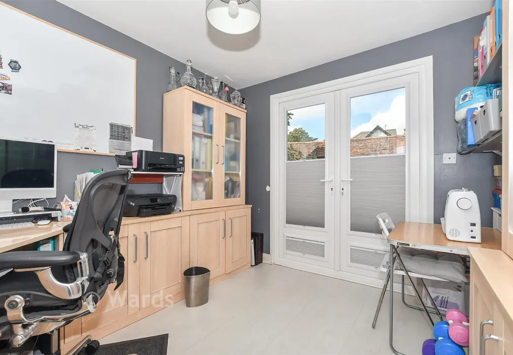 Bedroom 5 - London Road, Deal, Kent - Wards of Kent
