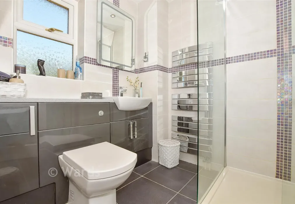 En-Suite Shower Room - Well Close, Leigh, Kent - Wards of Kent