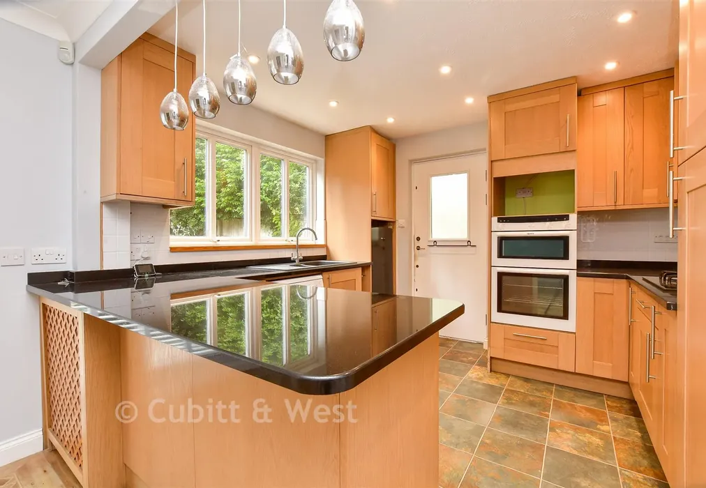Kitchen/Diner - Great Ellshams, Banstead, Surrey - Wards of Kent