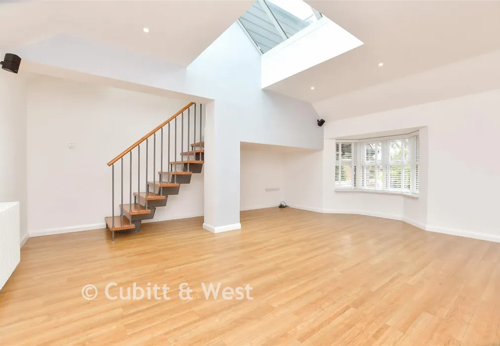 Annexe Lounge - Great Ellshams, Banstead, Surrey - Wards of Kent