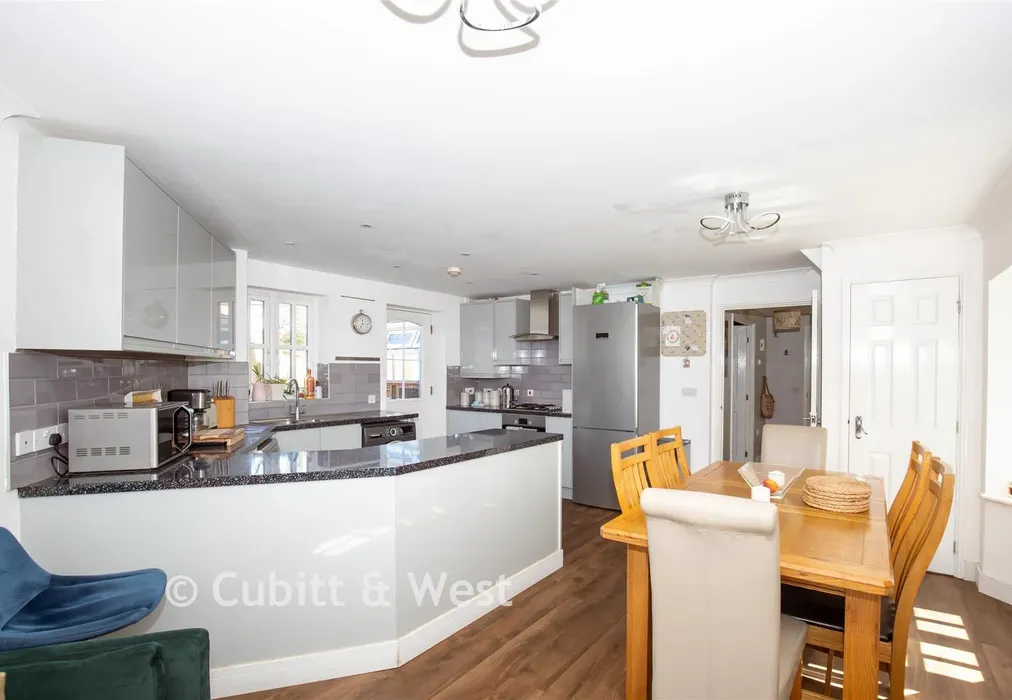 Kitchen/Diner - The Willows, Parbrook, West Sussex - Wards of Kent