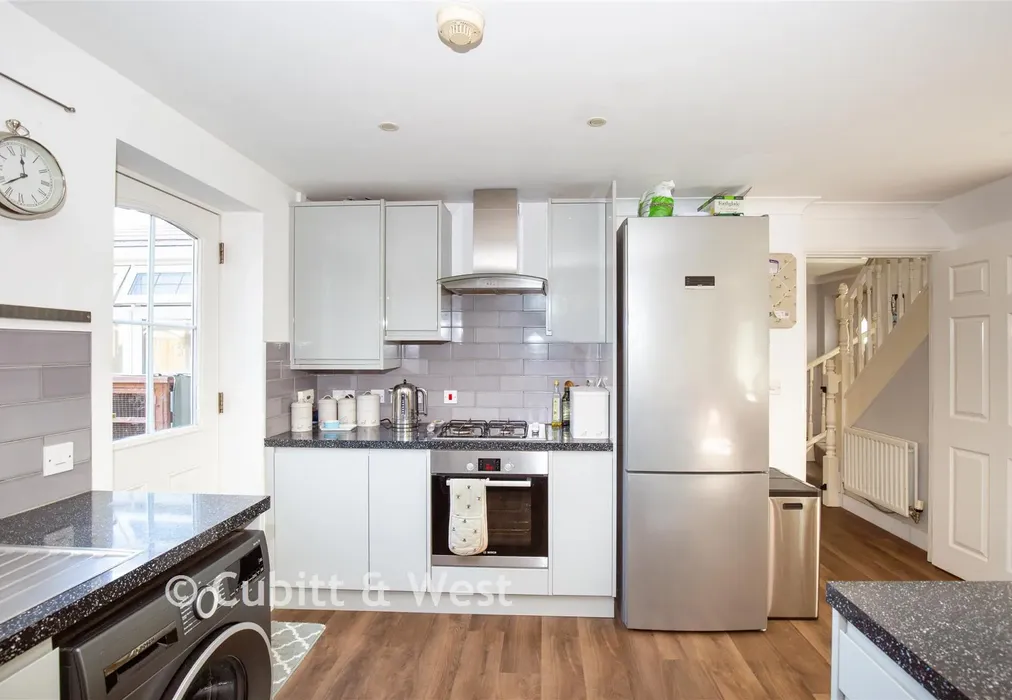 Kitchen/Diner - The Willows, Parbrook, West Sussex - Wards of Kent