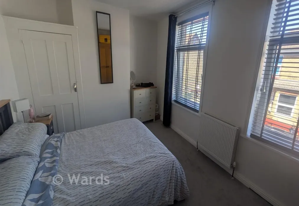 Bedroom - Longfield Road, Dover, Kent - Wards of Kent