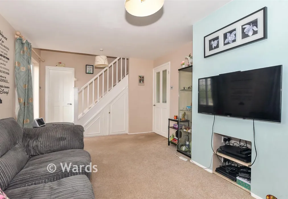 Lounge - Chalk Avenue, St. Michaels, Tenterden, Kent - Wards of Kent