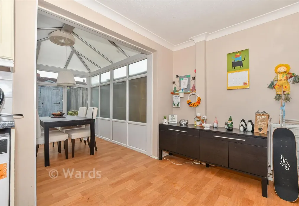 Kitchen/Diner - Chalk Avenue, St. Michaels, Tenterden, Kent - Wards of Kent