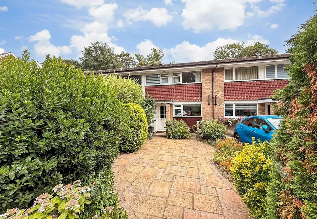 Front - Holmwood Close, Sutton, Surrey - Wards of Kent