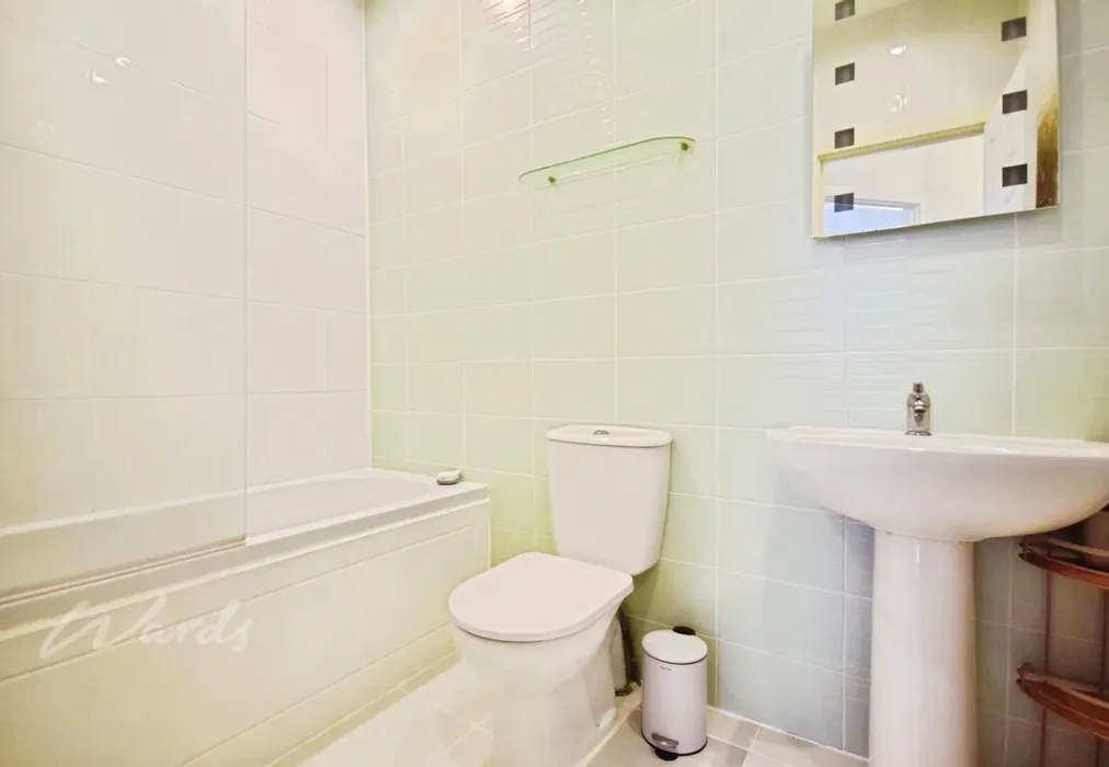 Reeves bath use - Reeves Yard Margate CT9 - Wards of Kent