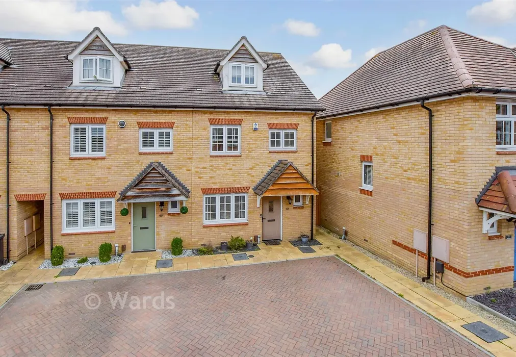 External (Web) - Eccles Close, Aylesford, Kent - Wards of Kent
