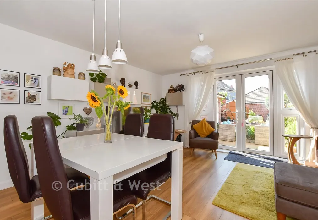 Lounge/Dining Room - Ockenden Road, Littlehampton, West Sussex - Wards of Kent