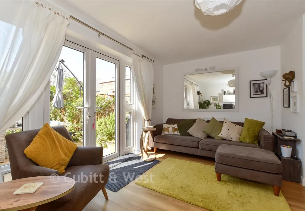 Lounge/Dining Room - Ockenden Road, Littlehampton, West Sussex - Wards of Kent