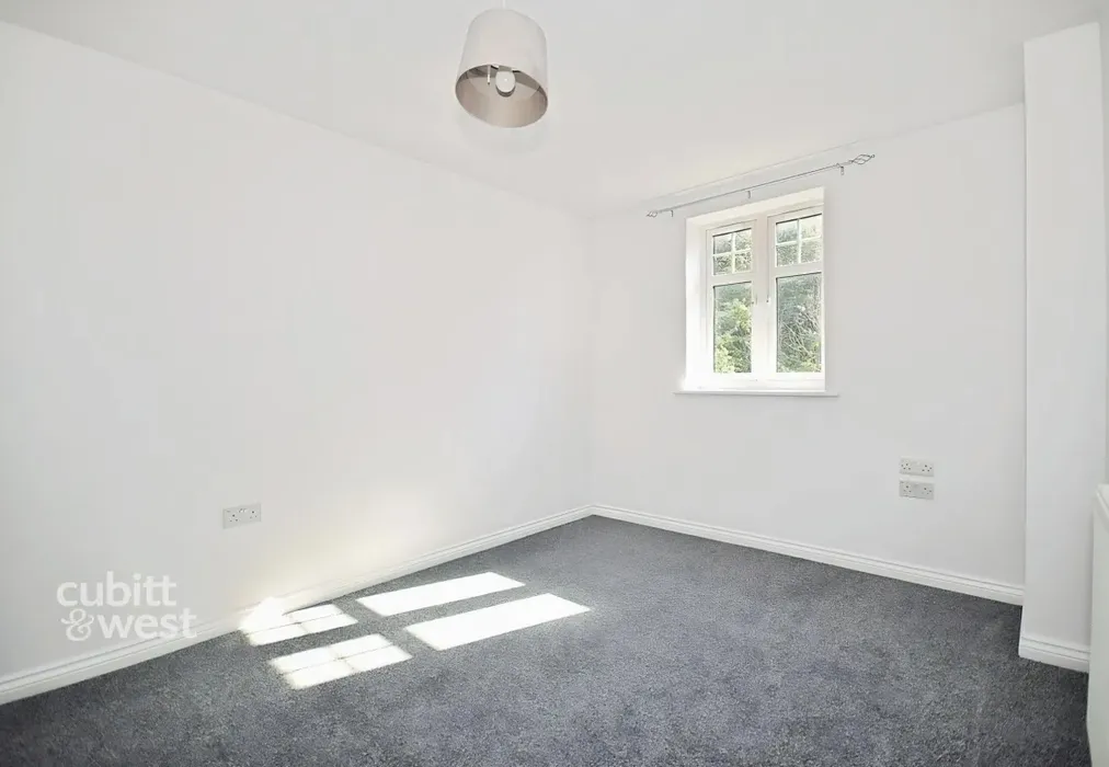 user_edited_photo... - Blackthorn Avenue Felpham PO22 - Wards of Kent