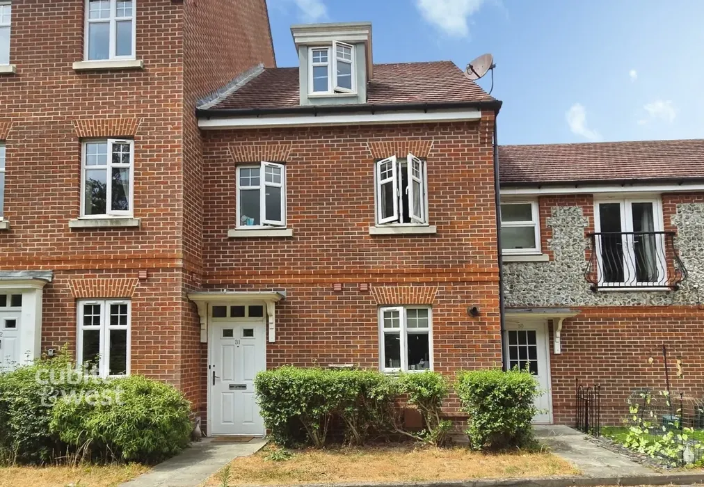 58d973b7-20260723... - Blackthorn Avenue Felpham PO22 - Wards of Kent