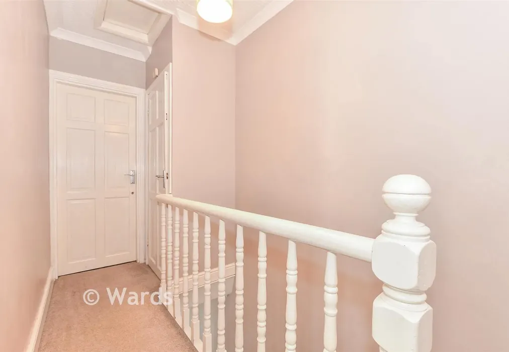 Landing - Dering Road, Ashford, Kent - Wards of Kent