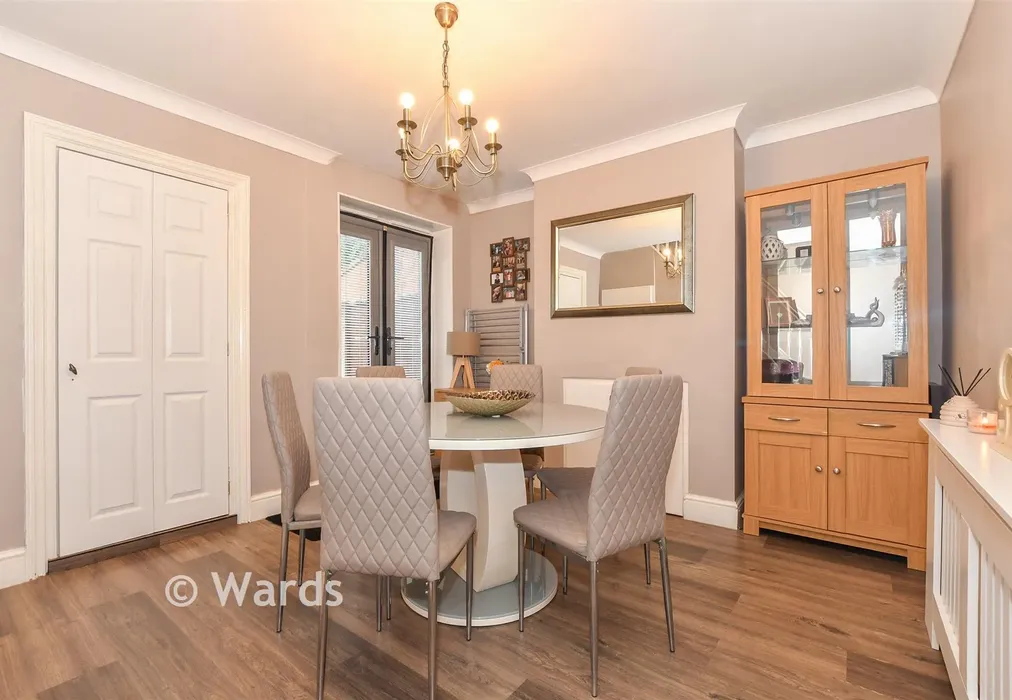 Dining Area - Dering Road, Ashford, Kent - Wards of Kent